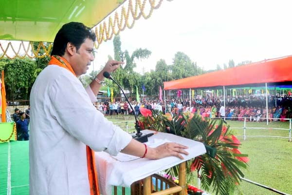 Citizens-right-in-Tripura-CM