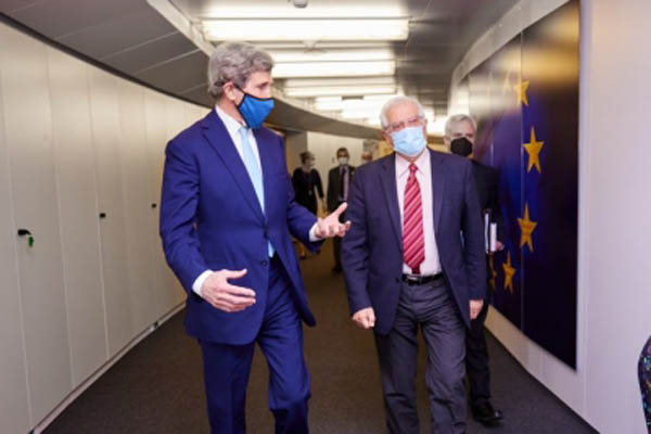 John Kerry in Brussels