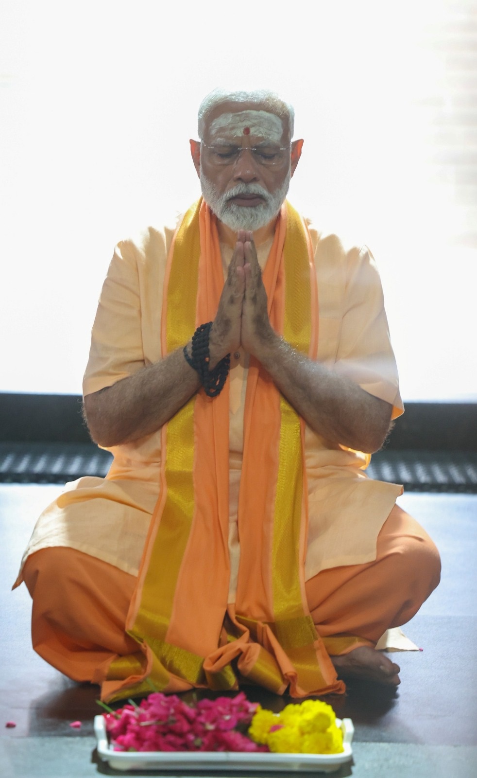 PM-Modi-thoughts-Meditation-Kanniyakumari