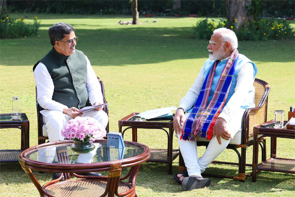 Tripura-CM-Dr-Manik-Saha-Highlights-Job-Growth-with-PM-Modi