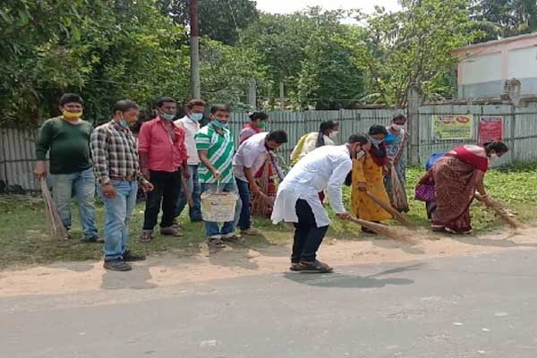 eye on swachh bharat ngo conducting weekly cleanliness drives