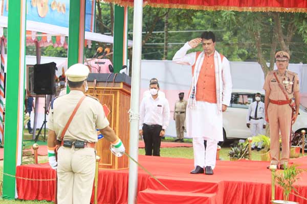 tripura news 75th i-day celebrated in tripura cm biplab kumar deb unfurls national flag