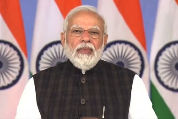 pm modi urges people to visit border villages for rural development