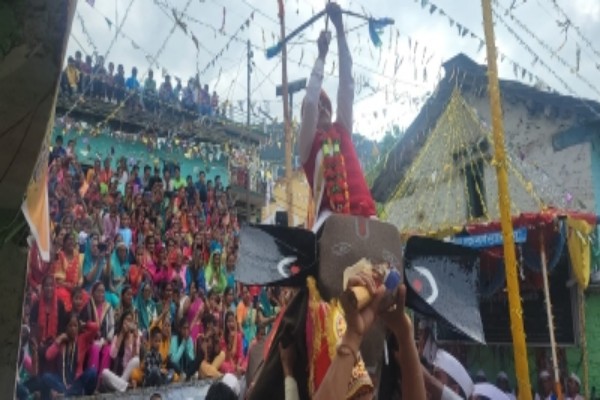 uttarakhands 10-day pandav leela recreates mahabharatas dharma yuddha