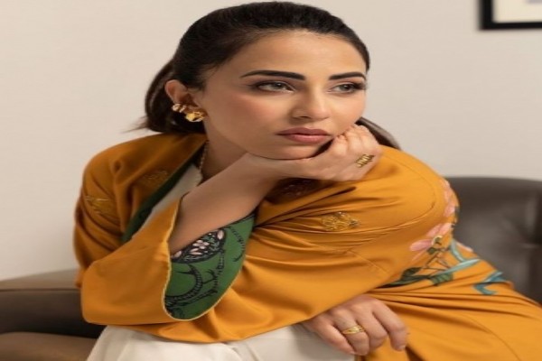 top pakistani actress ushna shah expresses outrage at brutal killing of hindu woman