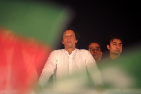 pti struggles amidst political crackdown what lies ahead