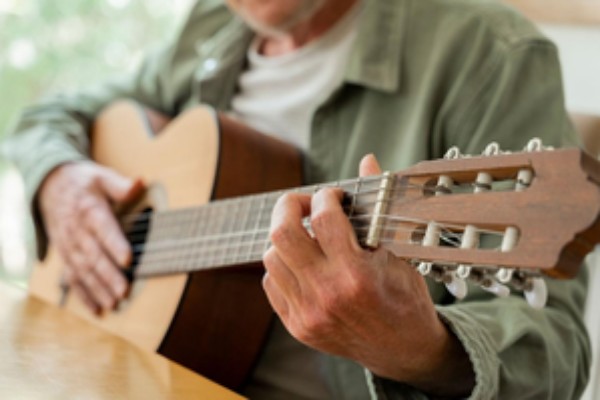 playing music improves brainpower in seniors  study