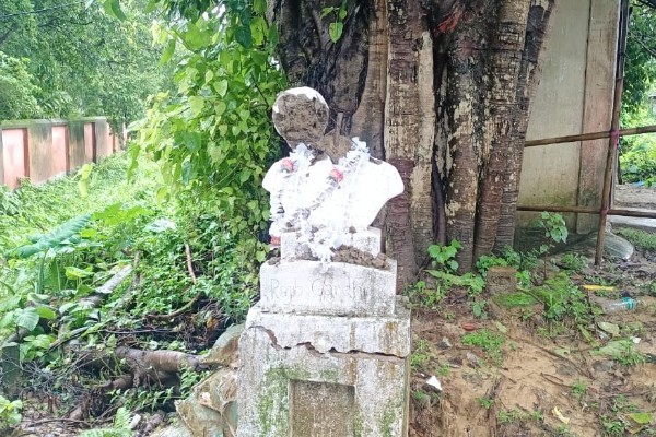 tripura news rajiv gandhis statue defaced in kailashahar congress demands action