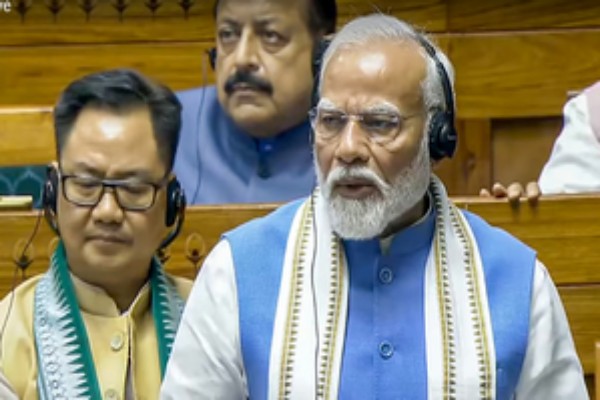 pm modi accuses congress of historical injustice towards dalits and backward classes