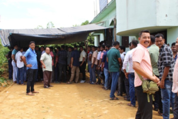 tripura panchayat elections witness 50pc turnout so far sec reports largely peaceful voting