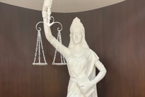 no more blindfold lady justice sees all equally u---