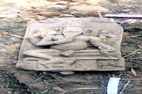 ancient stone idol unearthed in tripuras unakoti experts investigate historical significance