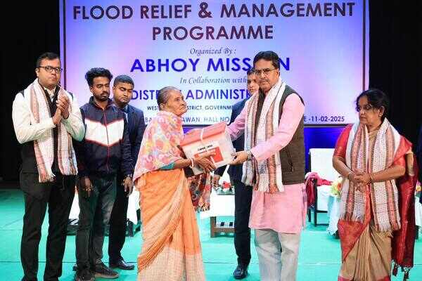 flood relief in tripura extending help to people in difficult times is important says cm