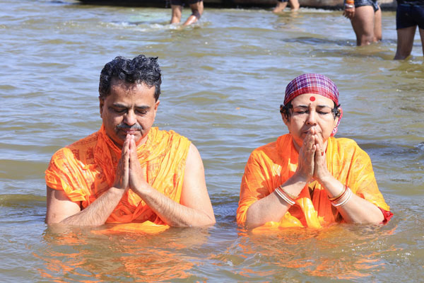 maha kumbh showcases true spirit of unity in diversity says tripura cm after taking a holy dip