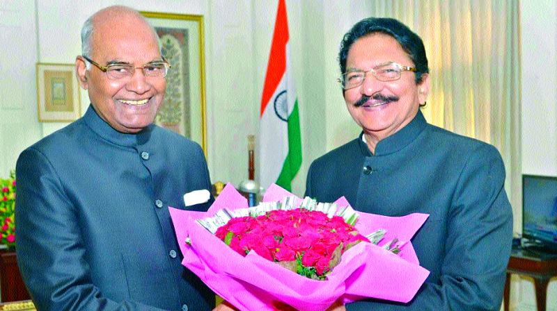 Tamil Nadu Guv Vidyasagar Rao meets President Ram Nath Kovind over political developments in state