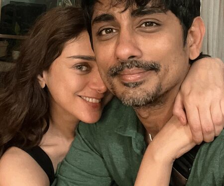 Aditi Rao Hydari wishes her ‘personal unicorn’ Siddharth: My Siddhu bestest
