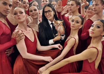 Demi Moore shares glimpses from her ballet night