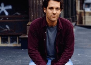 Paul Rudd talks about having a regular job alongside his acting career