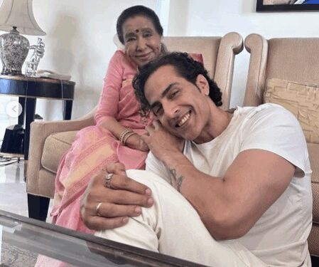 Sudhanshu Pandey shares why legends like ‘Aayi’ Asha Bhosle will never retire