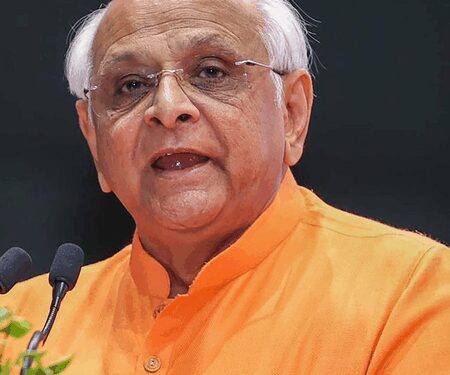 Gujarat govt launches Rs 10 lakh cashless health scheme for officers, employees and pensioners