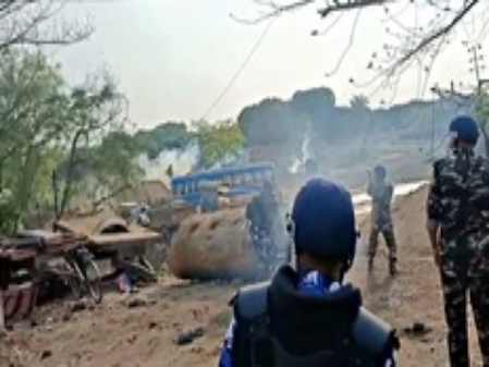 Murshidabad-violence-Report-by-Calcutta-HC-appointed-panel-leaves-Trinamool-shaky