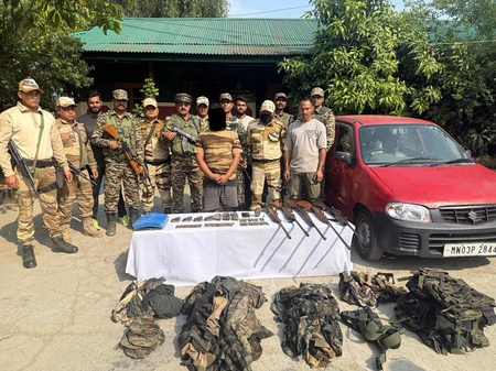 9-militants-held-in-Manipur