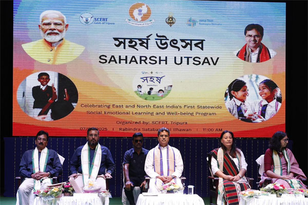 Tripura-CM-Launches-Saharsh-Curriculum