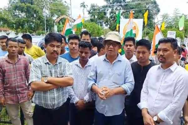 Deport illegal immigrants from Tripura : YTF submits deputation in Teliamura