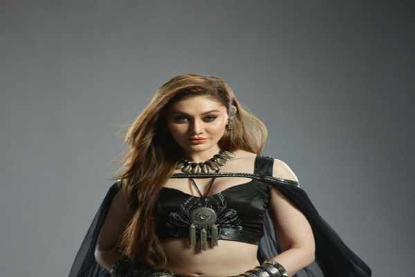 'Kaanta Laga' star Shefali Jariwala no more: Know about her career, Police probe