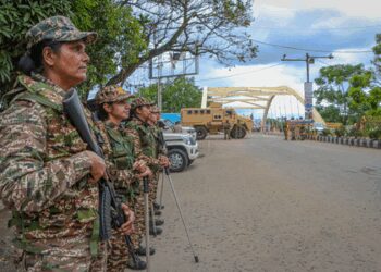 Manipur govt suspends Net services in five districts after tension erupts