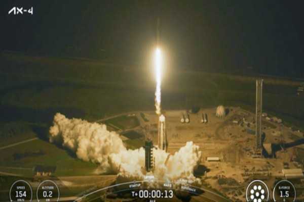 140 crore dreams soar with Shubhanshu Shukla into space, 'Tiranga' touches the stars