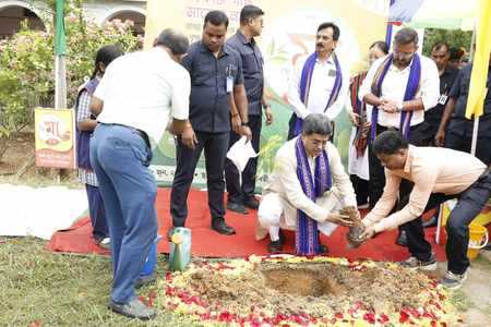 Tripura CM launches ‘Ek Ped Maa Ke Naam’ 2.0 campaign