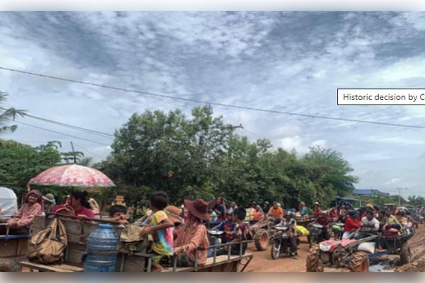 Cambodia says 80,000 villagers flee homes as border fighting with Thailand enters 4th day