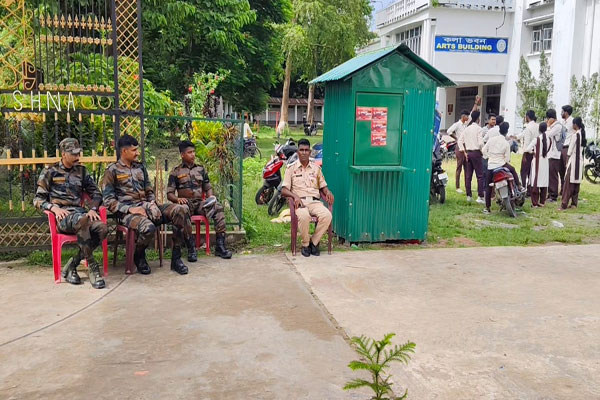 Tension Grips Kailasahar College Over Dress Code Dispute; Police, TSR Deployed