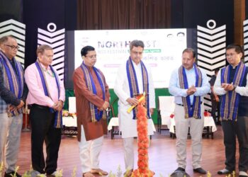 Tripura CM encourages students to uphold spirit of patriotism, develop mindset of social service