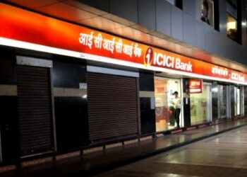 ICICI bank hikes minimum account balance for new customers