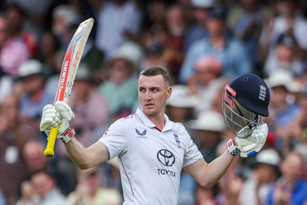5th Test: Rain brings early end to riveting day four, sets stage for thrilling day five