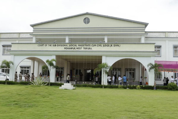 Tripura CM Bats for Fair, Affordable Justice Delivery