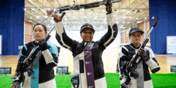 Sift Kaur wins individual and team gold in women's 50m rifle 3P event