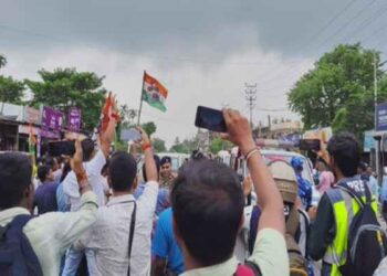 Suvendu Adhikari's convoy attacked: BJP MPs from Bengal to raise issue in Parliament