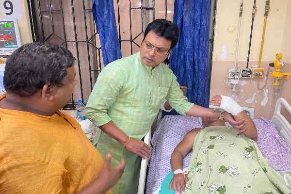 TMP activists attack BJP prog on eve of PM’s visit