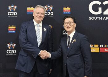 AI to boost labour productivity growth in APEC economies: OECD chief