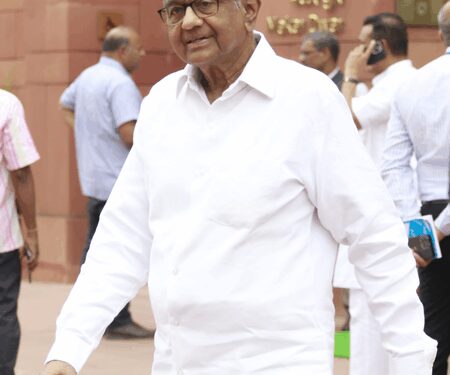 Chidambaram criticises EC over final Bihar electoral rolls, poses six questions 