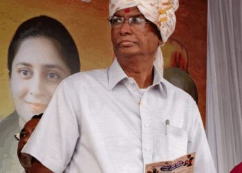 Cong infighting: No Eknath Shinde will emerge from K'taka, says Minister Jarkiholi