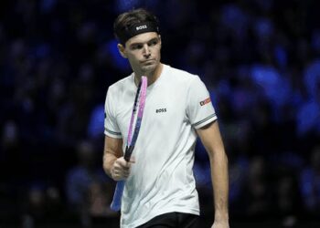 Fritz fires past Vukic, Norrie stuns Alcaraz in Paris