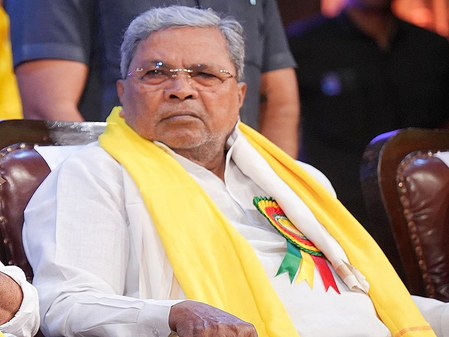 K'taka: Ahinda groups launch letter campaign urging Rahul Gandhi to let Siddaramaiah continue as CM for full term