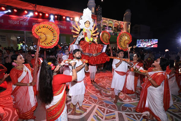 Cultural shows mark ‘Mayer Gomon’ carnival in Tripura