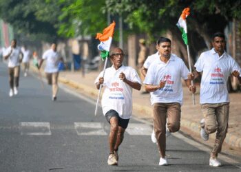 Rashtriya Ekta Diwas celebrated in Noida, hundreds run for unity