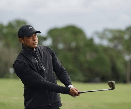 Tiger Woods undergoes disc replacement surgery after experiencing lack of mobility