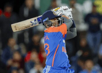 We will see a big Suryakumar Yadav knock in Melbourne: Varun Aaron